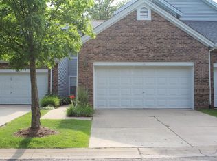 4476 Hillside Dr, Ann Arbor, MI 48105