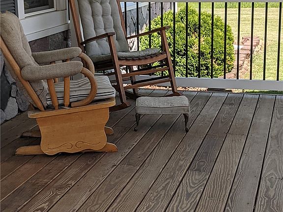 3rd image of 60004 Ramsey Ridge Rd
