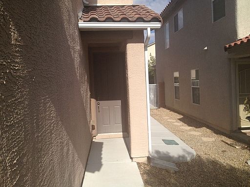 2nd image of 8700 Painted Horseshoe St