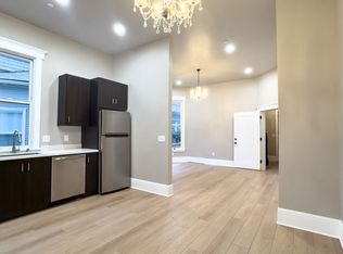 1522 Q St APT 2, Sacramento, CA 95811