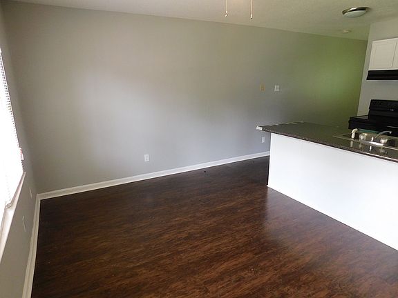 3rd image of 206 S Briggs Ave #A