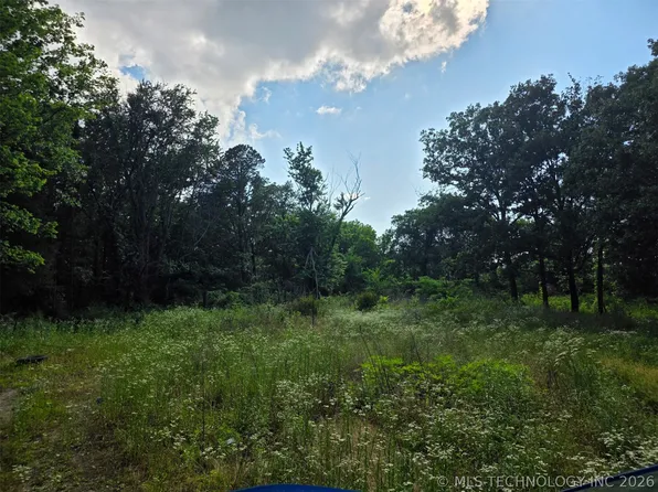 8111 N 449th Rd, Hulbert, OK 74441