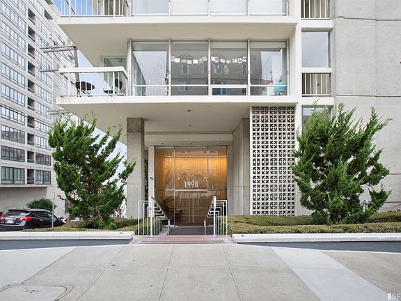 2nd image of 1998 Broadway St APT 1203