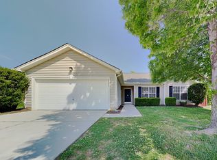 8402 Angwin Pl, Charlotte, NC 28262