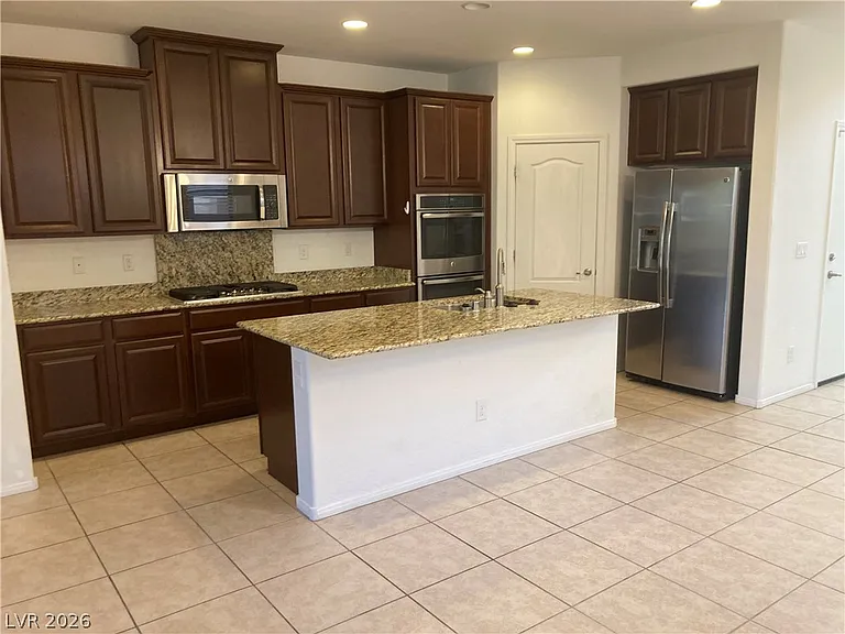 3432 Butterfly Bush St — Photo 4