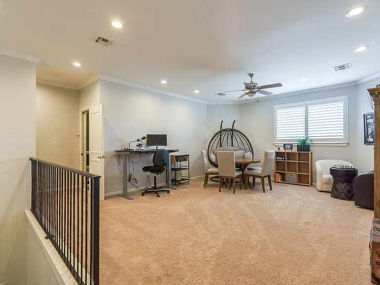18012 Providence Ave — Photo 25