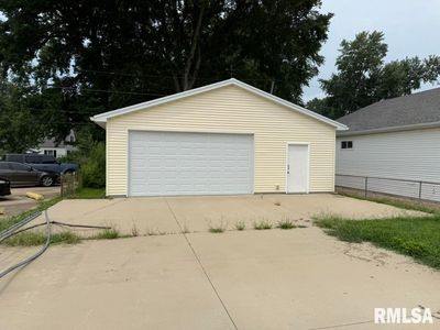 2133 E North Grand Ave, Grandview, IL, 62702