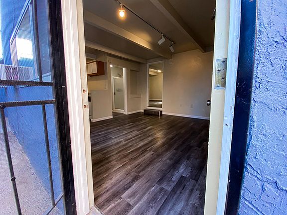 4th image of 2021 Garnet Ave APT C
