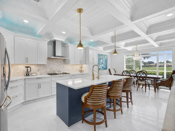 8240 Heritage Club Drive, West Palm Beach, FL 33412