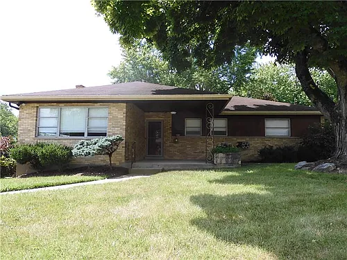 303 Birchwood Dr Photo 1
