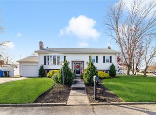175 Vallette St, Cranston, RI 02920