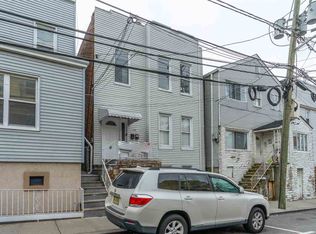 617 37th St FLOOR 2, Union City, NJ 07087