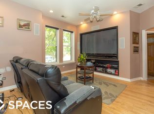 4032 N Wolcott Ave #1, Chicago, IL 60613