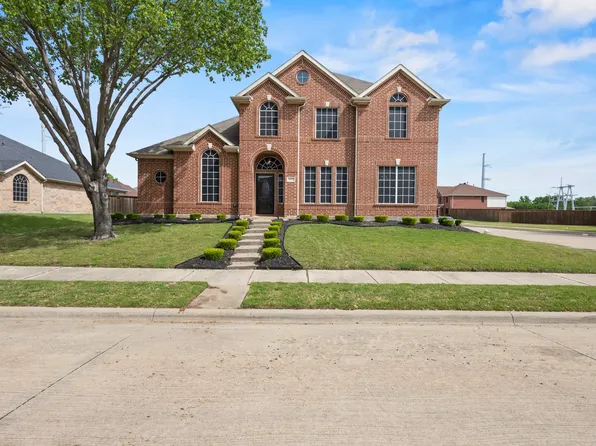 1137 Versailles Ave, Desoto, TX 75115