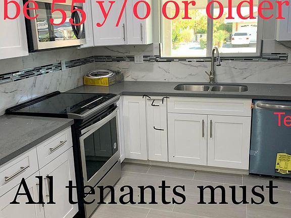 3rd image of 28401 Portsmouth Dr