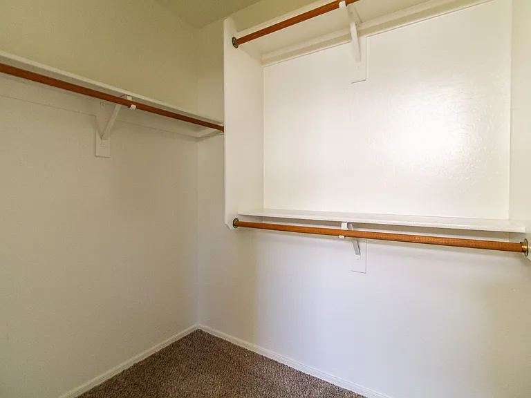 3873 E Bridgeport Pkwy — Photo 14
