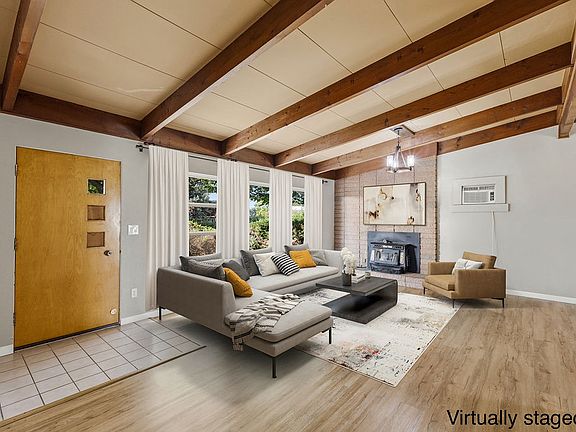5th image of 3019 Beech Ave