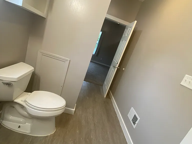 1005 Madison Blvd #2 — Photo 10