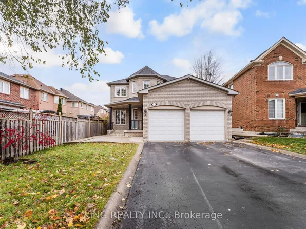 23 Himalaya St, Brampton, ON L6R 2L8