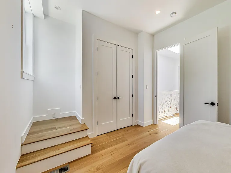 25 U St NE #2 — Photo 19
