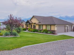 230 Lori Ln, Salmon, ID 83467