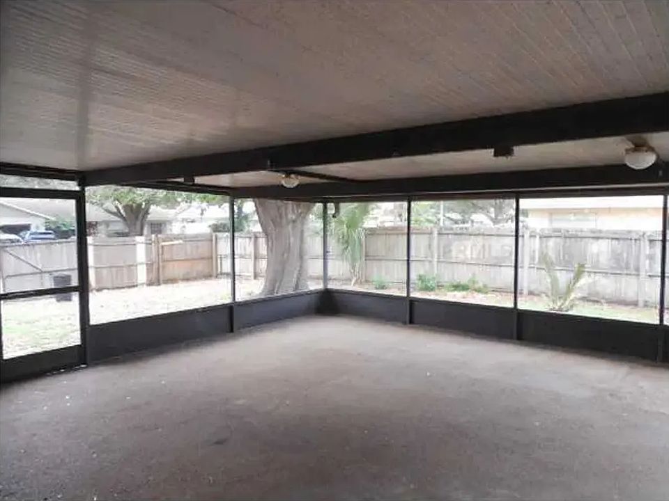 2nd image of 408 E Jersey Ave