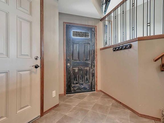 5th image of 12 E Kensington Close
