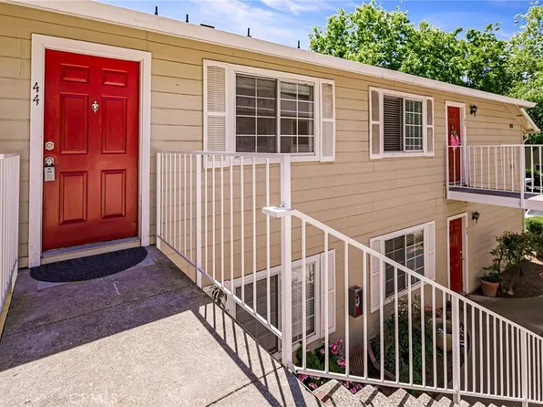 2055 Amanda Way APT 44, Chico, CA 95928