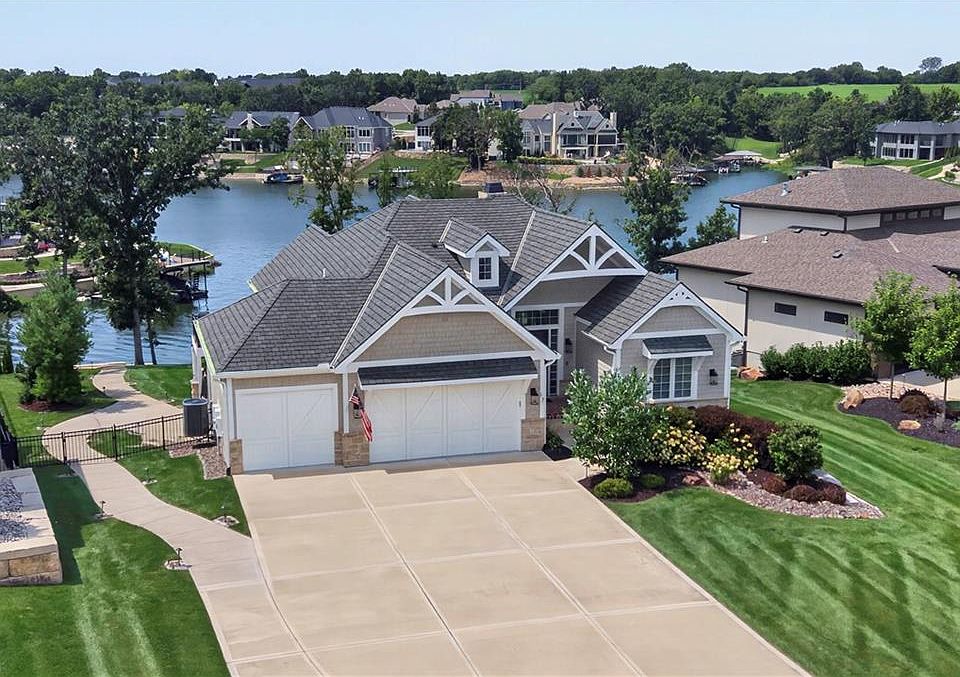 1st image of 17 Buffalo Ridge Dr