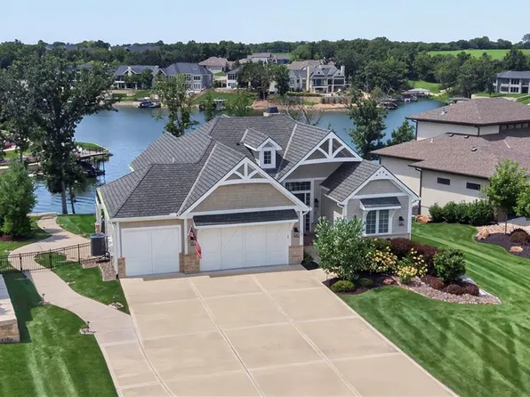 17 Buffalo Ridge Dr, Lake Winnebago, MO 64034