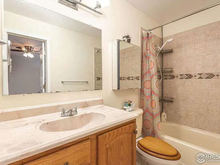 2197 Kennington Ct — Photo 21