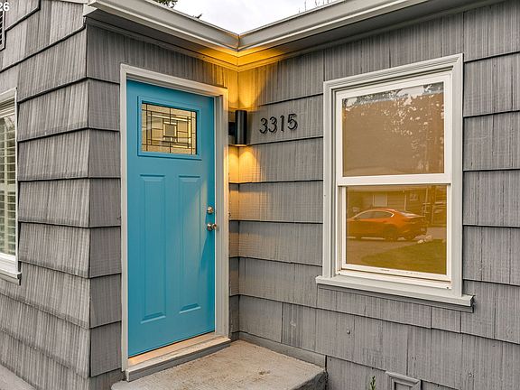 2nd image of 3311-3315 SE 127th Pl