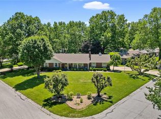 906 NW Range St, Blue Springs, MO 64015