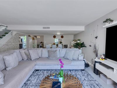 703 NE 205th Ter, Miami, FL, 33179