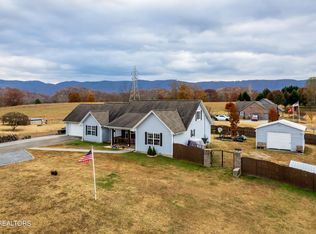 3524 McGhee Rd, Maryville, TN 37803