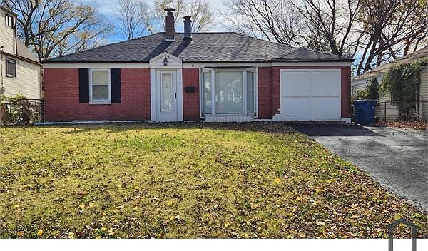 1st image of 426 Scenic Dr