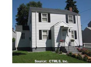 102 Montowese St, Hartford, CT 06114