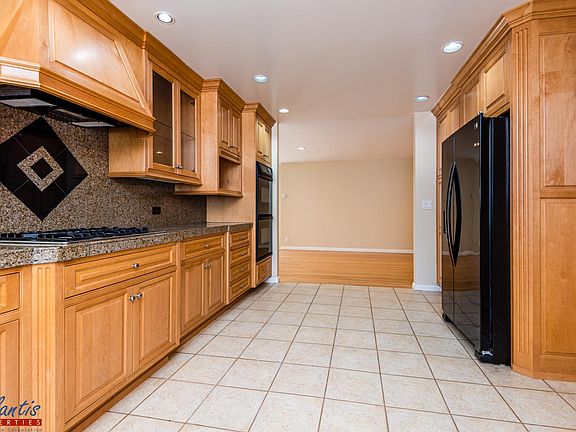 5th image of 6231 Mojave Dr