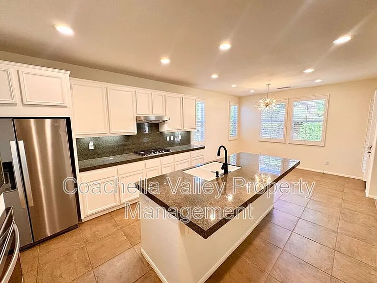 138 Shoreline Dr — Photo 14