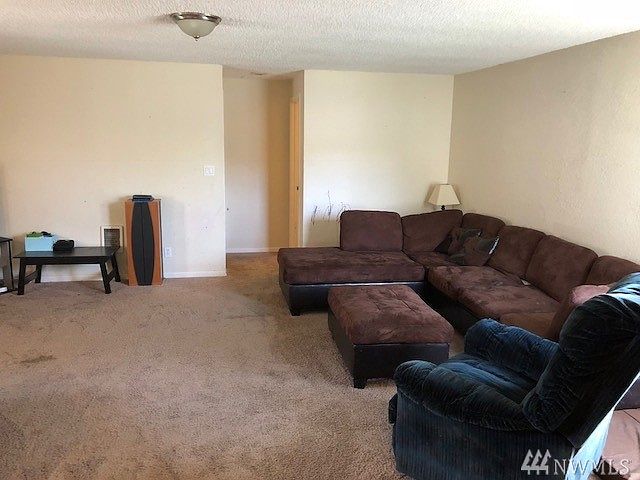 2nd image of 639 SW Pacific Ave