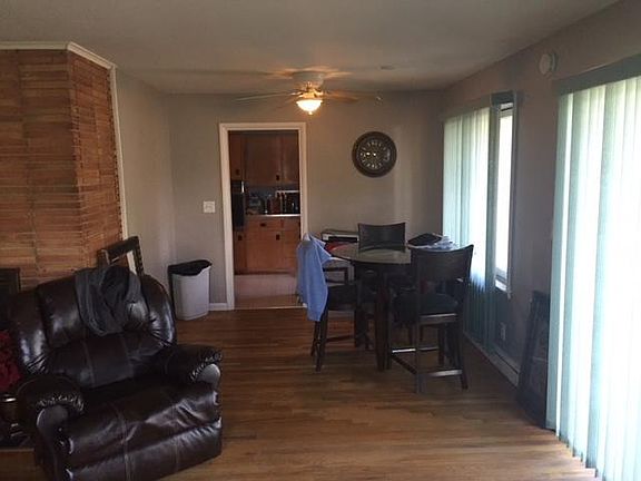 3rd image of 1108 Washburn Pl W