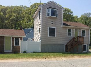 272 Middlebridge Rd, South Kingstown, RI 02879