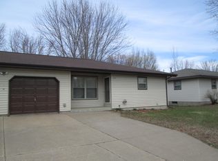 1807 E Becker Rd, Marshfield, WI 54449