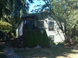 8151 32nd Ave SW, Seattle, WA 98126