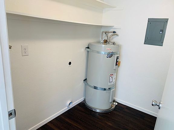 5th image of 589 Rio Grande Cir