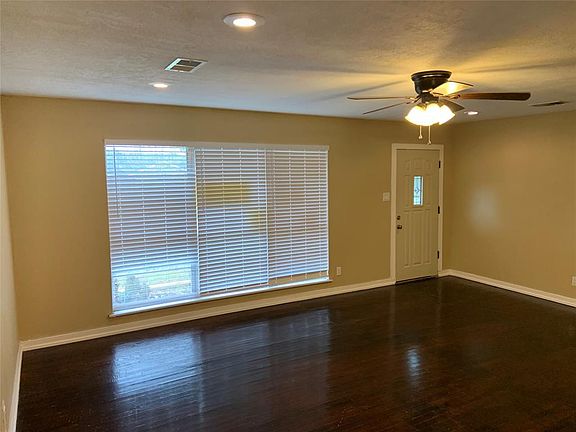 2nd image of 2819 Dragonwick Dr