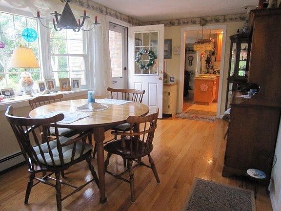 5th image of 515 Queen Ann Drive