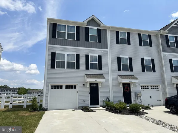 435 Sitka Spruce Ln, Townsend, DE 19734