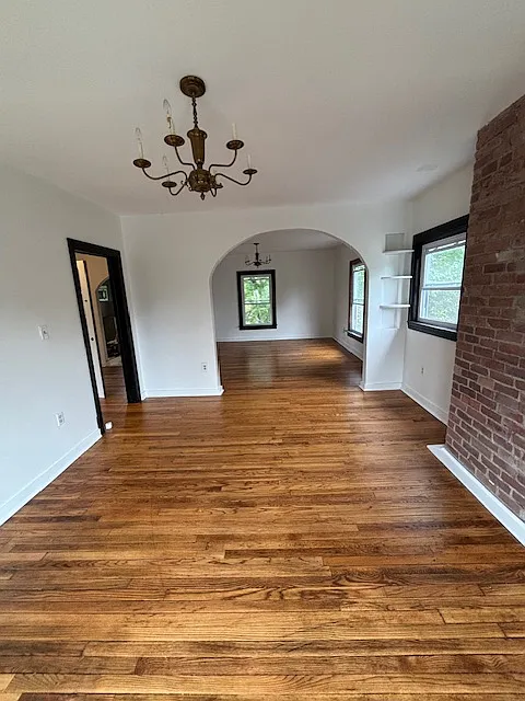 1 bed, 1000 sqft, $1,300 — Photo 3