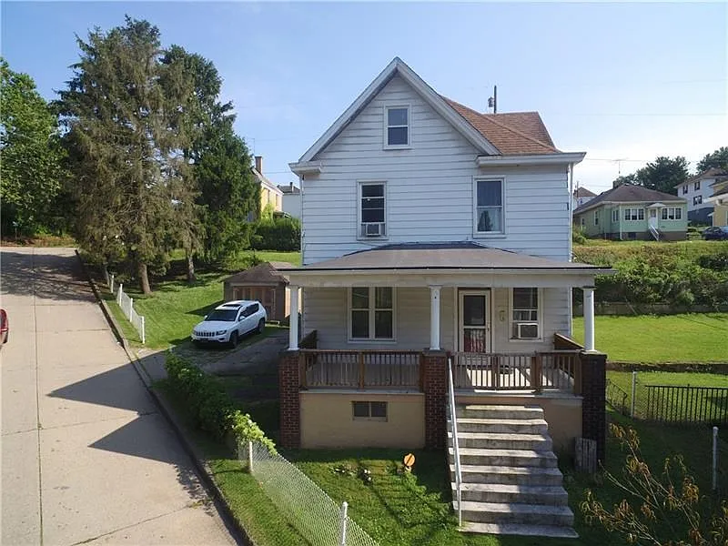910 Vine St photo 1